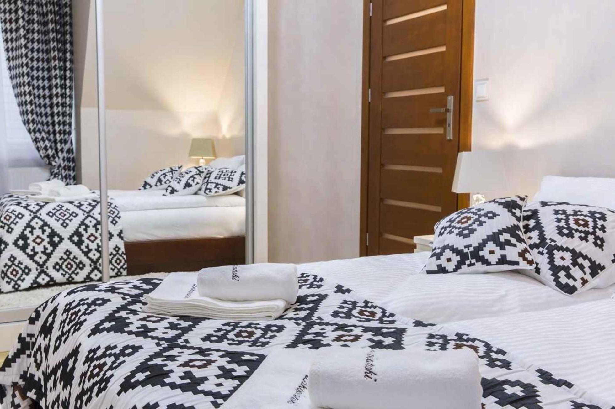 Famixdom Zakopianskie Tarasy Jacuzzi&sauna Centrum Apartament