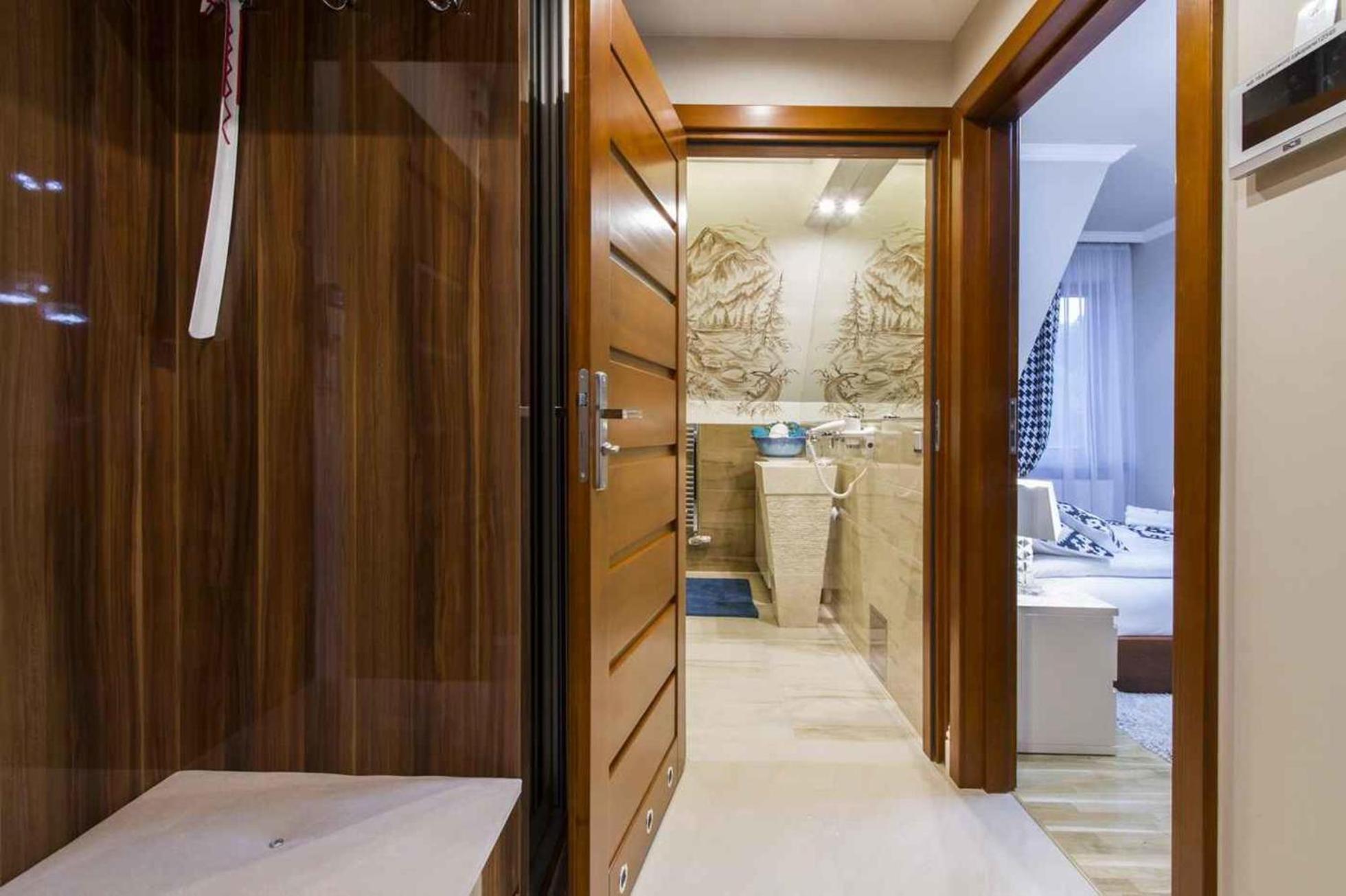 Famixdom Zakopianskie Tarasy Jacuzzi&sauna Centrum *
