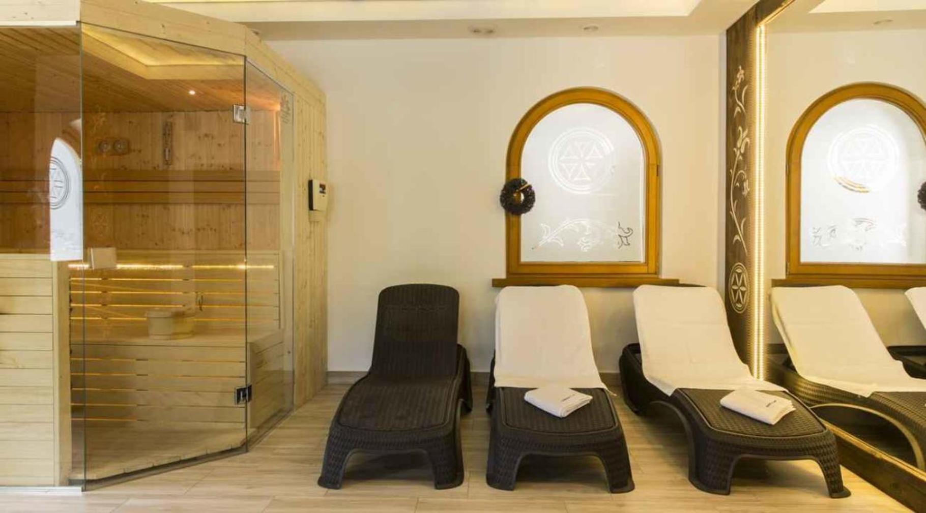 Famixdom Zakopianskie Tarasy Jacuzzi&sauna Centrum