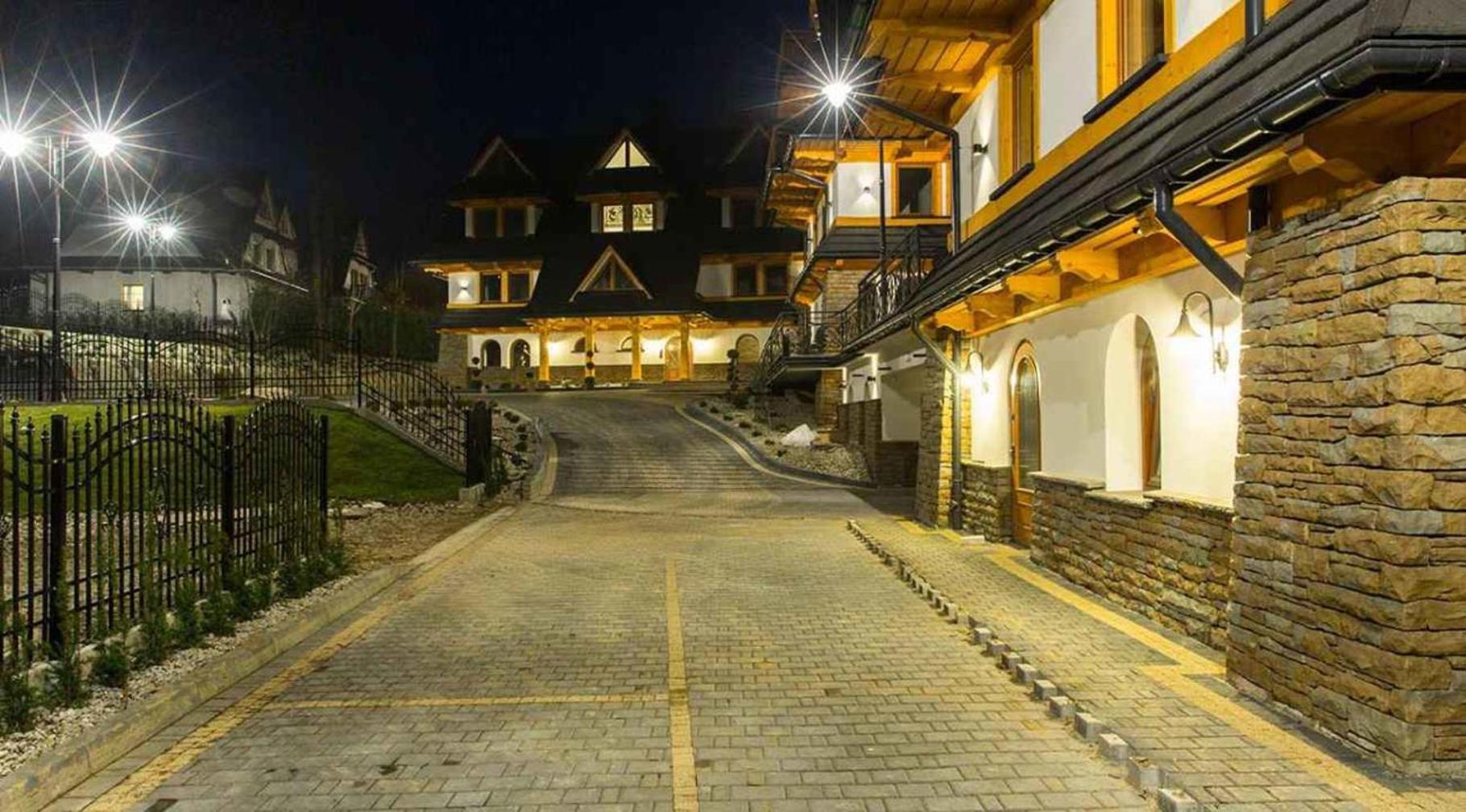 Famixdom Zakopianskie Tarasy Jacuzzi&sauna Centrum *